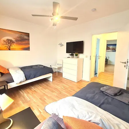 Moderne Mit Balkon Und Anbindung *