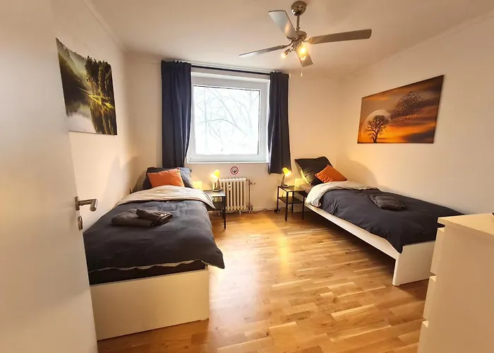 Moderne Mit Balkon Und Anbindung Apartment *