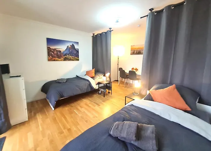 Apartment Moderne Mit Balkon Und Anbindung